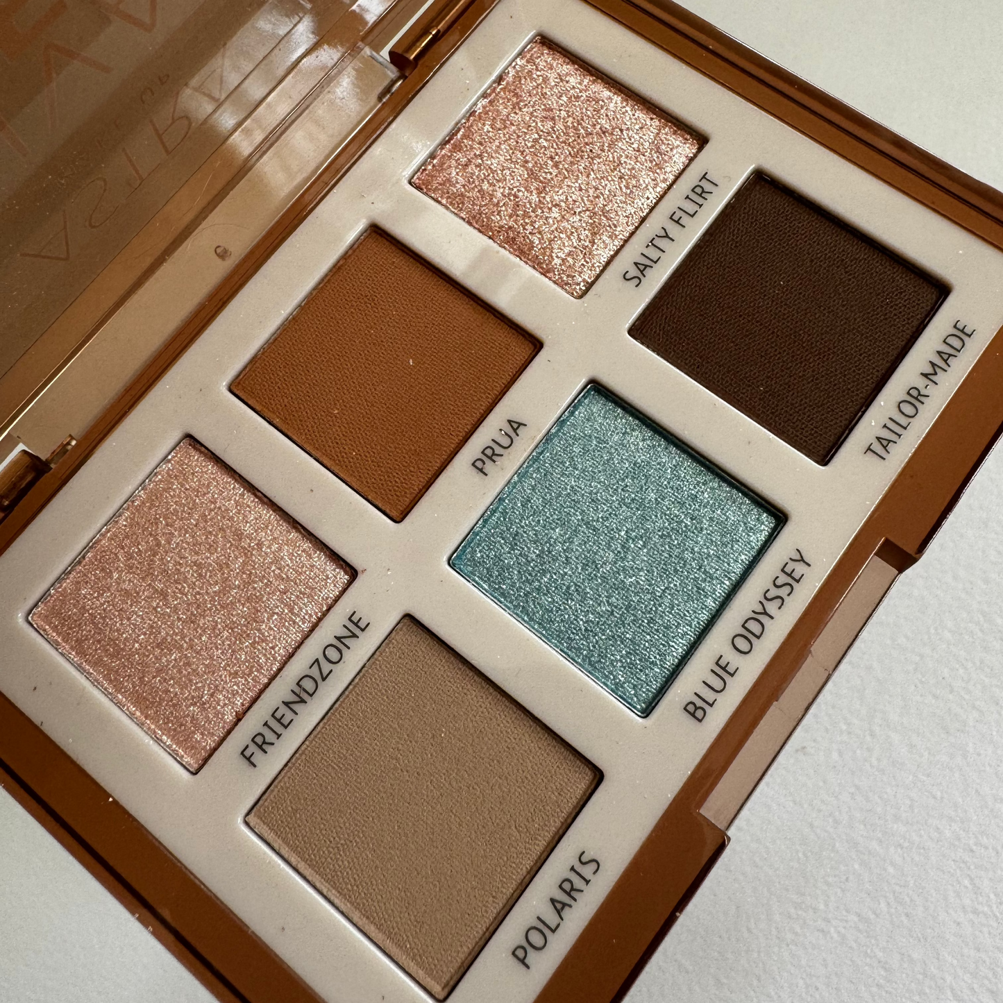 ASTRA - PRIVATE DREAM EYES PALETTE - 02 CRUISE