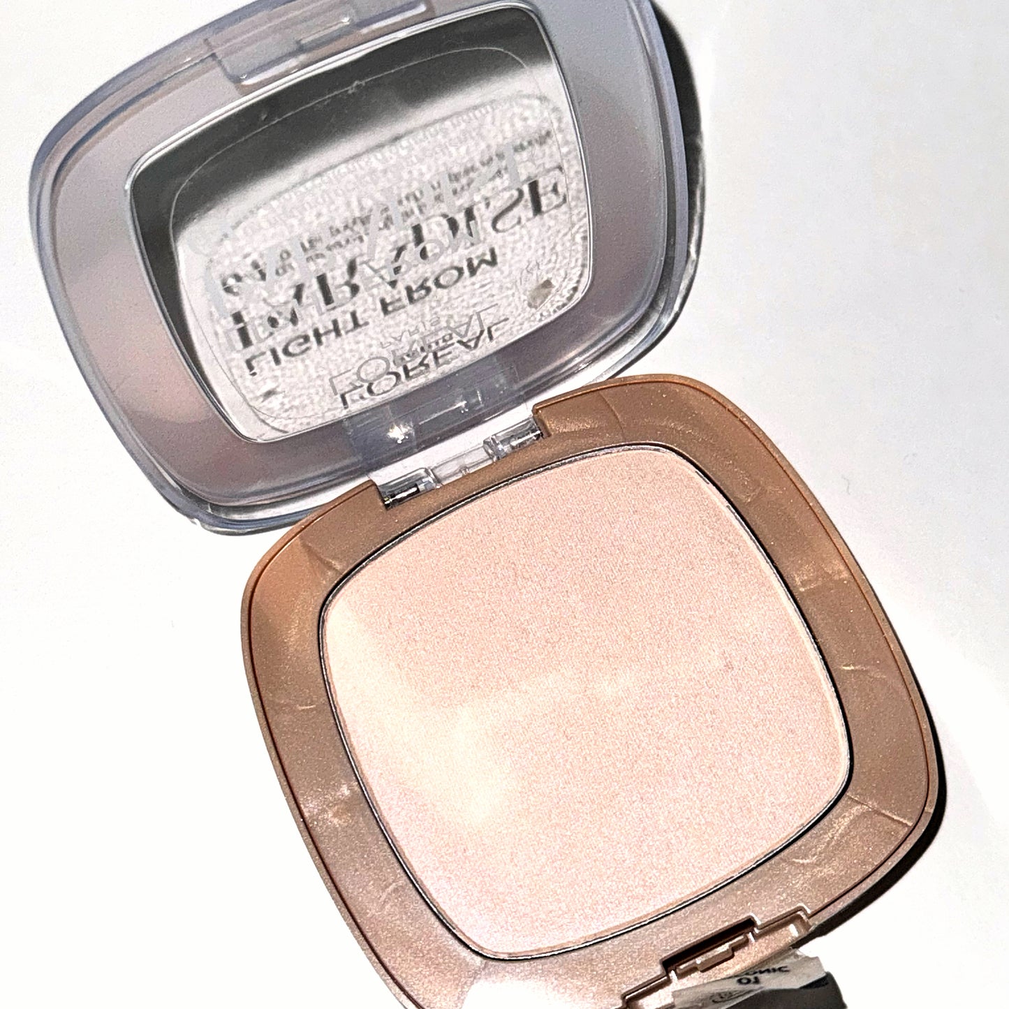 L’Oréal Paris - Illuminante in Polvere Light from Paradise, Iconic Glow